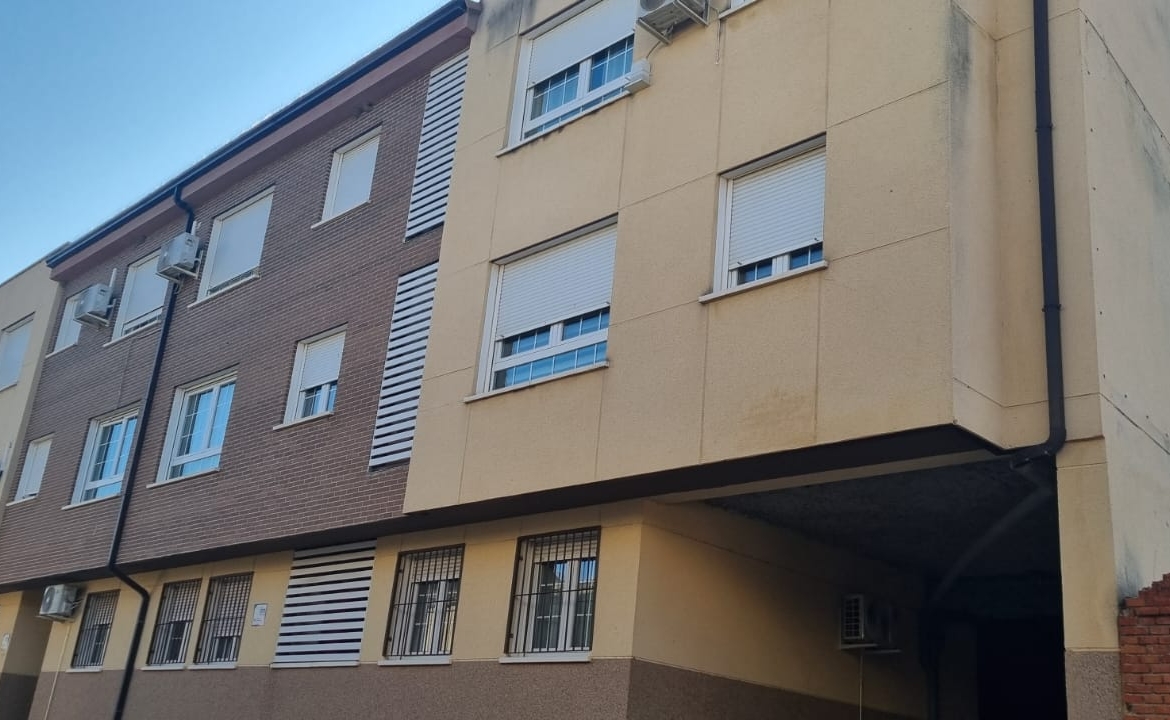 Calle Iglesia 48 Camarena 12