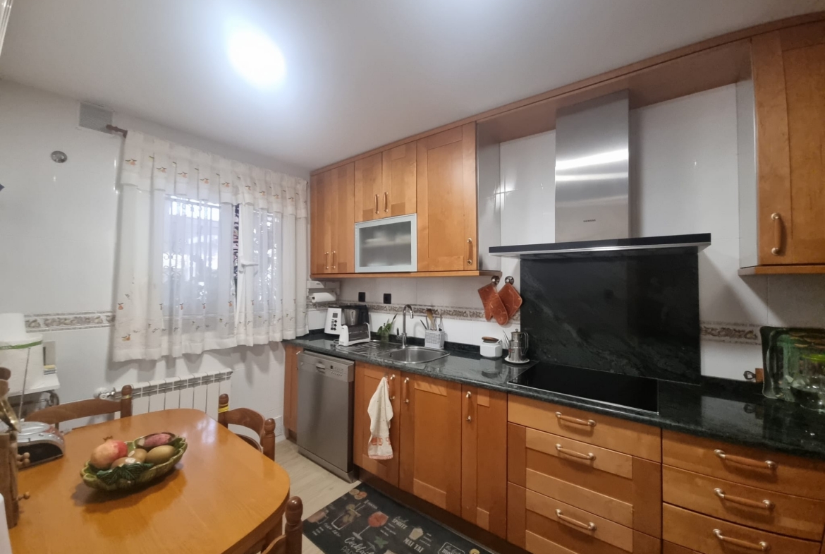 Chalet Pareado en Ugena 03