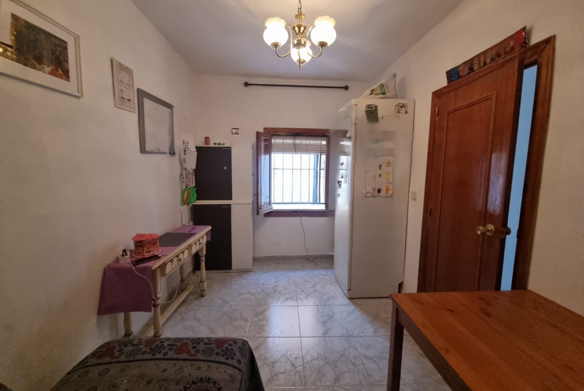 Calle Corpus 8 Camarena 12
