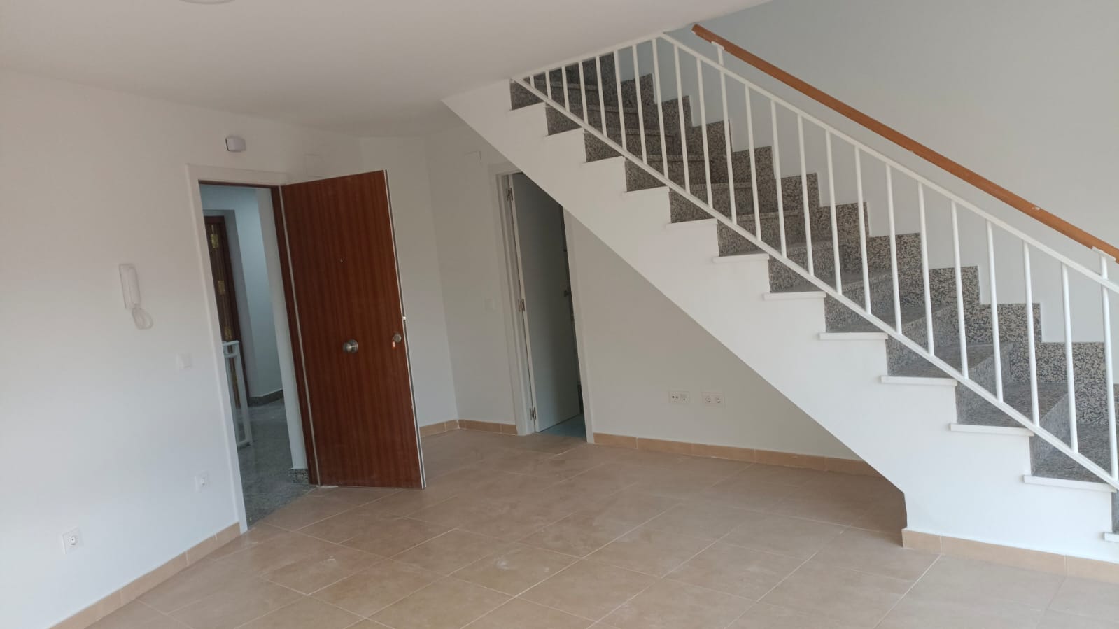 SALON1 escalera