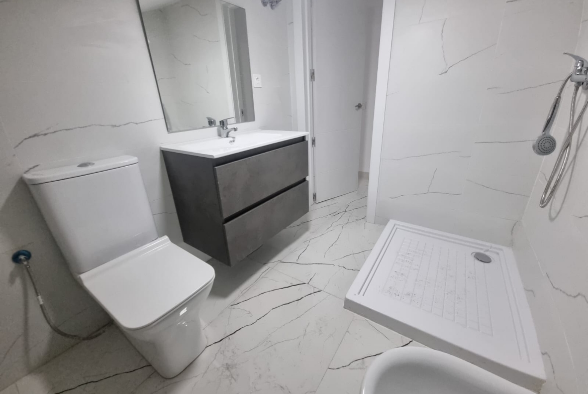 BAÑO1