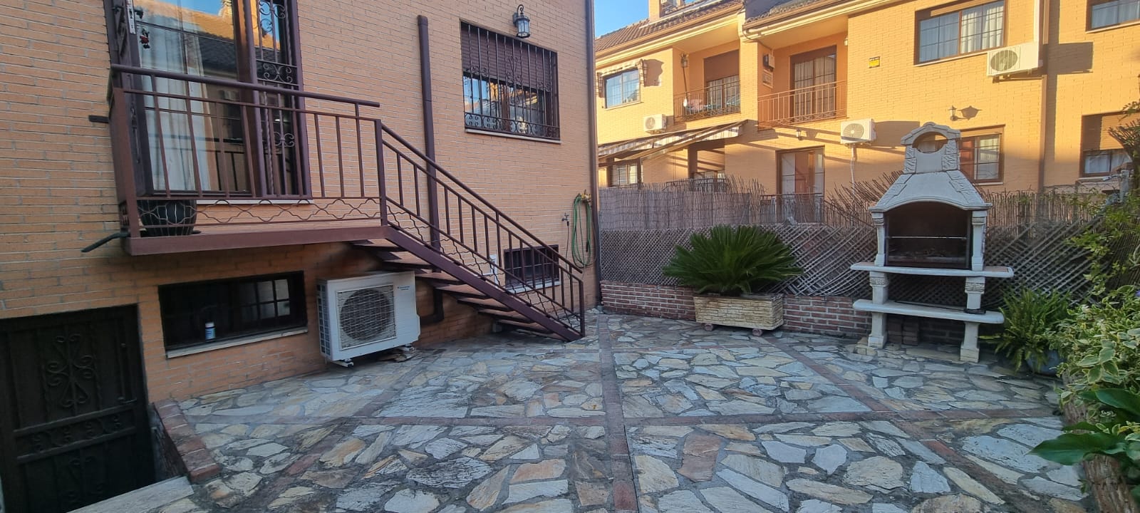 PATIO11