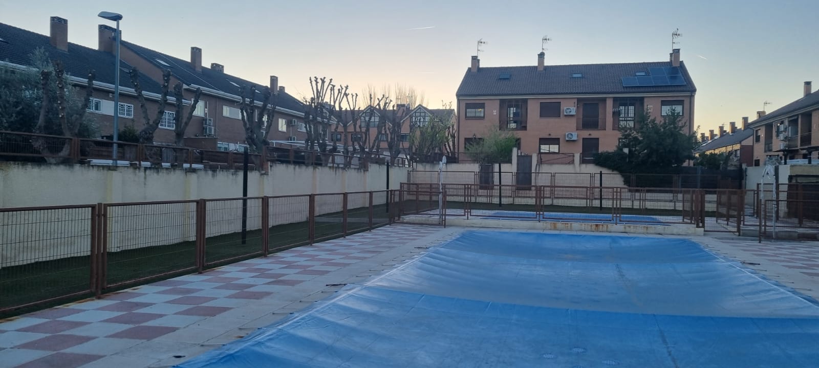 PISCINAS COMUNITARIAS